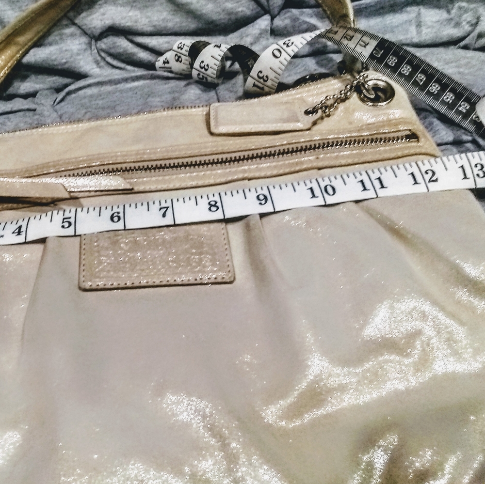 Authentic Coach Poppy - Picture 6 of 12